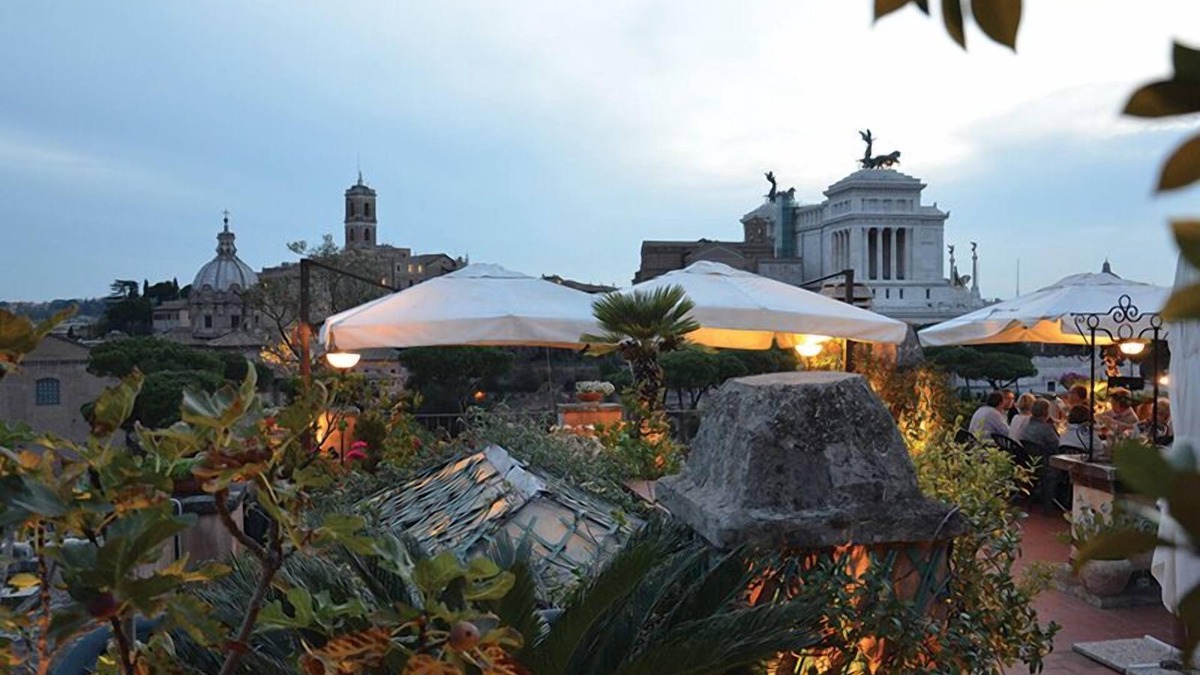 Monti House | Residenza Maritti Classic Rooms