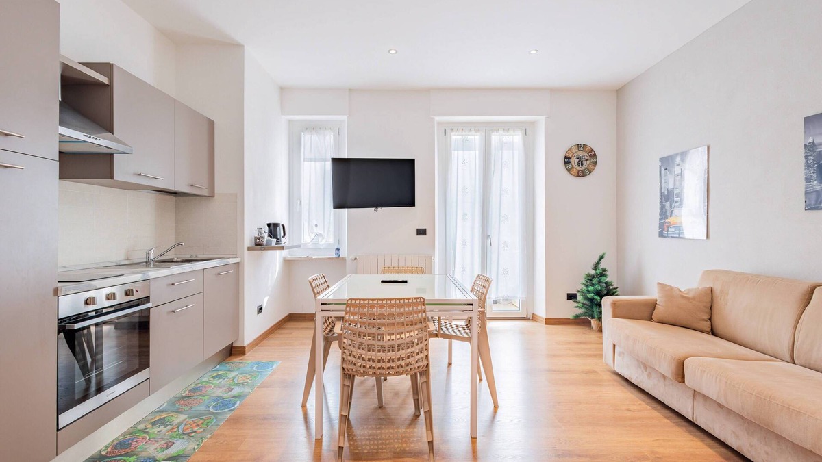 Cuneo Apartment | Residenza Matteotti - One Bedroom Apartment, Sleeps 5