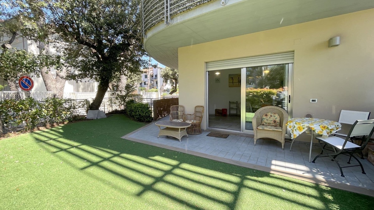 Castiglioncello Apartment | Residenza Venus - Venus con giardino e doppi servizi