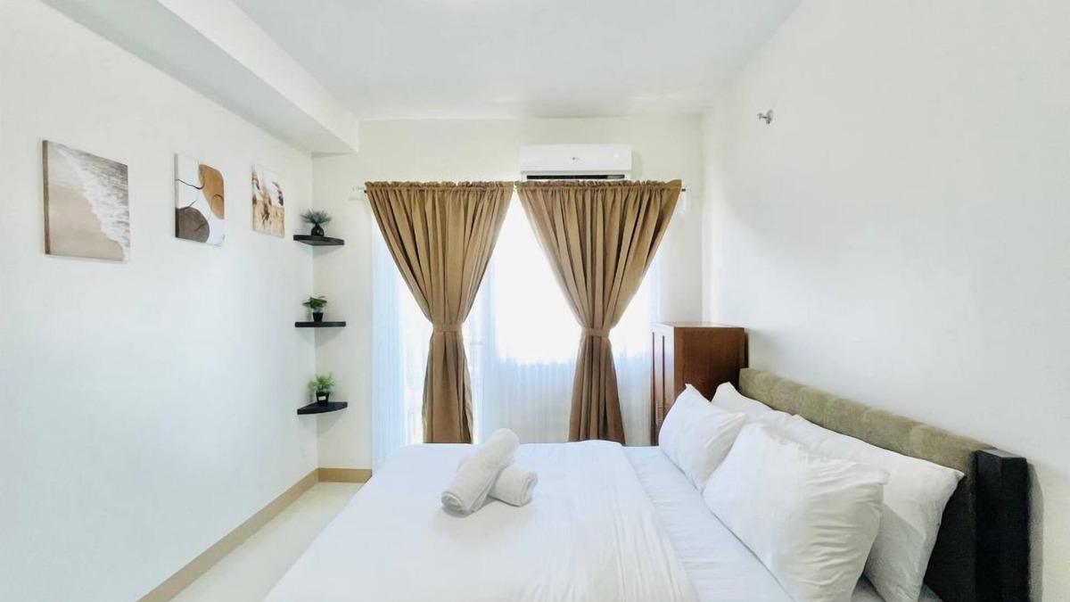 Iloilo Apartment | Resort-Inspired Living with Pool and Gym