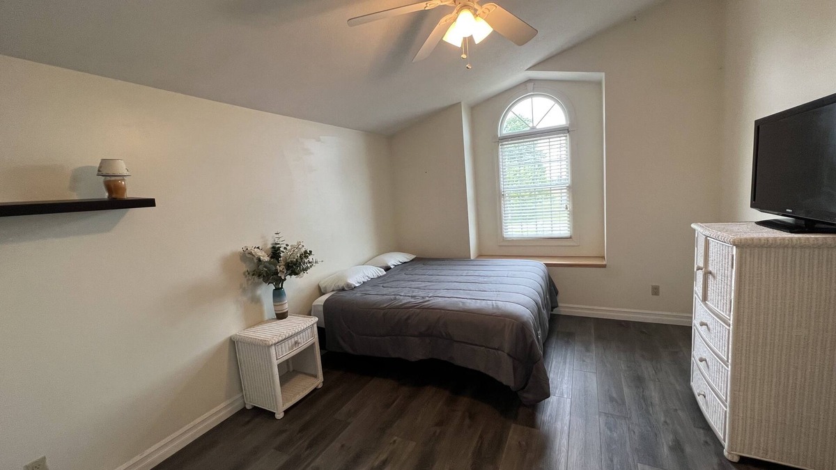 Frenchtown Township Apartment | Resort like settings, Frenchtown Township