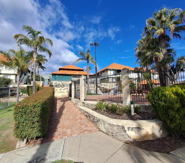 Mandurah Villa | Resort Loft & Spa Villa #8