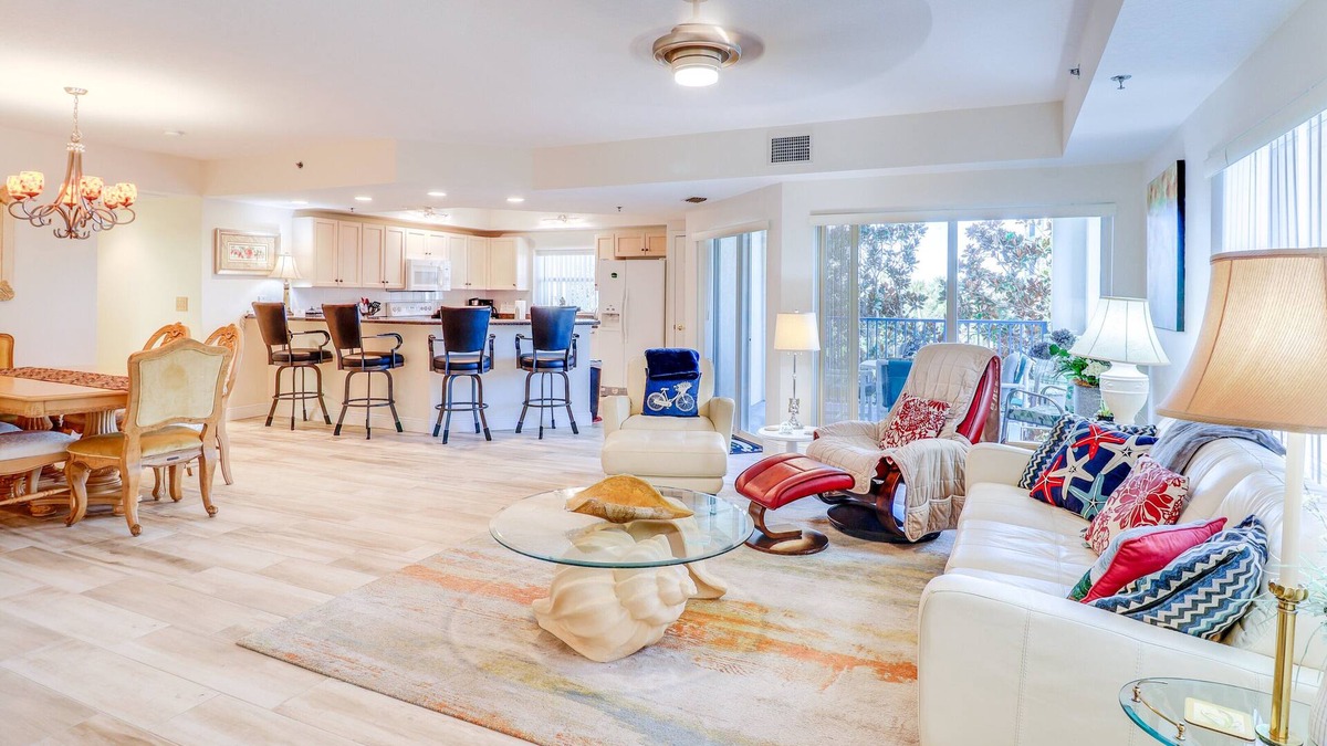 New Smyrna Beach Condo | Resort Relaxation @ Oceanwalk right next to pool!