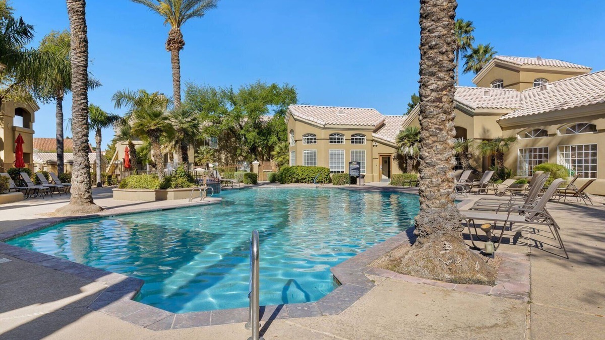 Paradise Valley Apartment | Resort Style Condo in Scottsdale