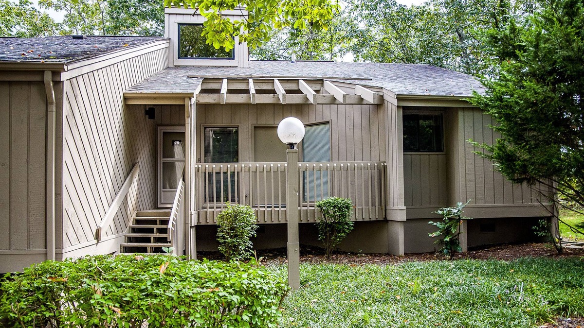 Fairfield Glade Apartment | 🌄Resort Vacations at Fairfield Glade TN Fabulous Golf Villa, two bedrooms with 4 beds!