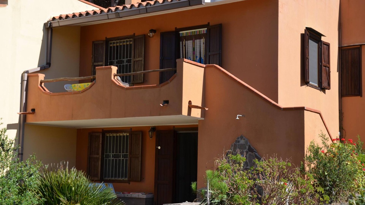 Narbolia House | Rest, beach and sea. 700m to the beachnAir condition and Wi-Fi.