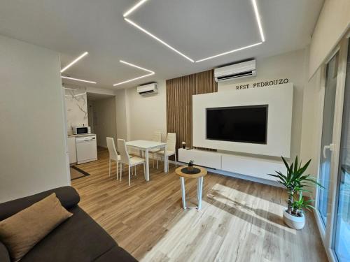 O Pedrouzo Apartment | Rest Pedrouzo