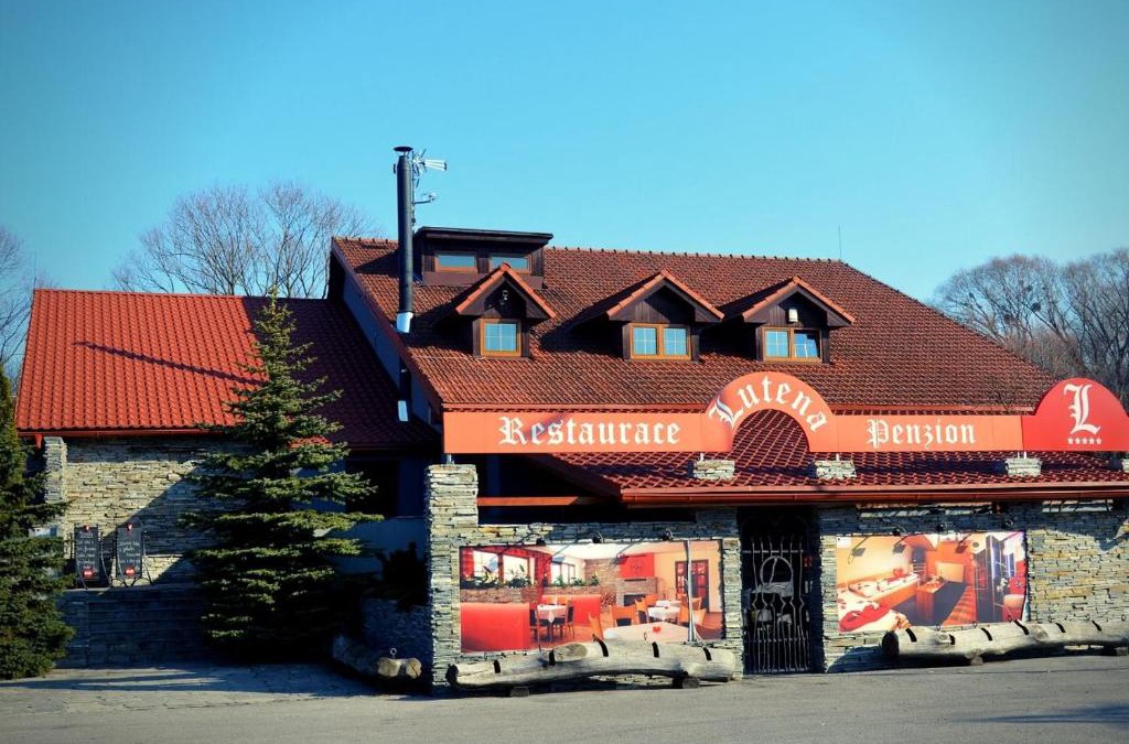 Dolni Lutyne Hotel | Restaurace a penzion Lutena