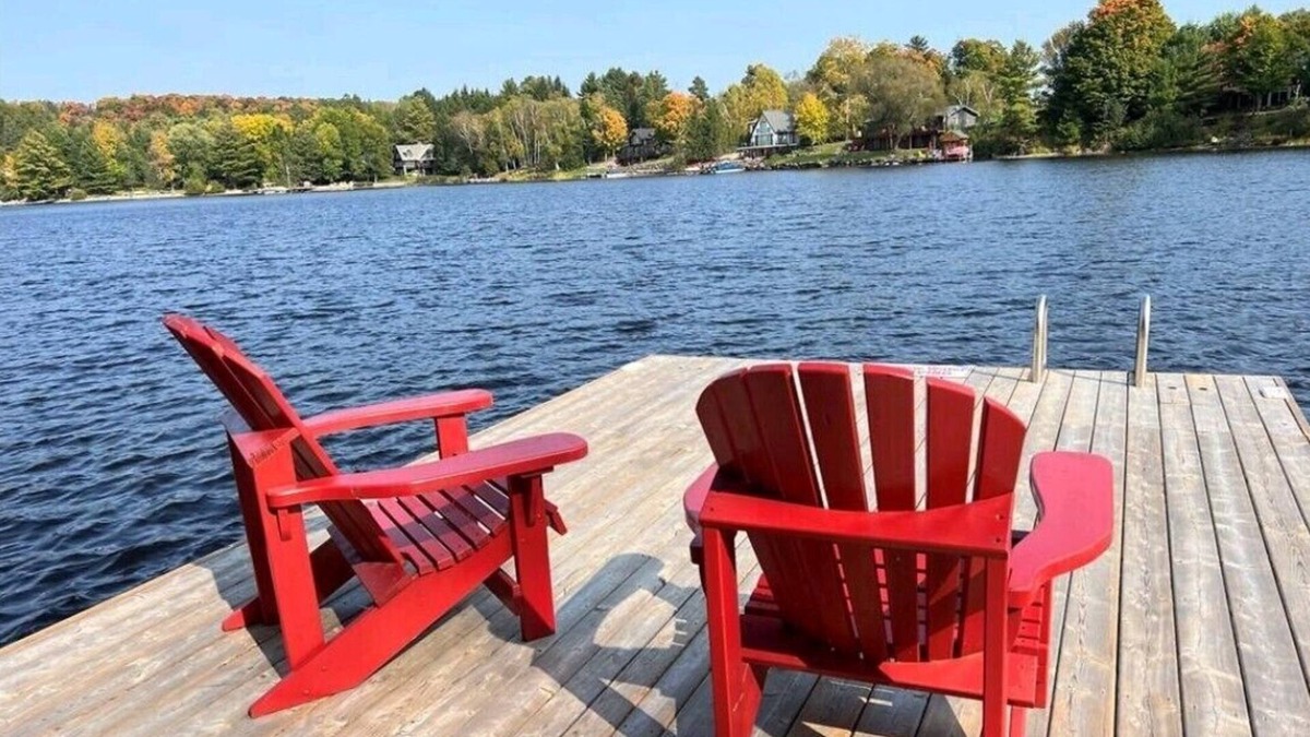 Huntsville Condo | Restful 1 Bed Lakefront Condo in Muskoka