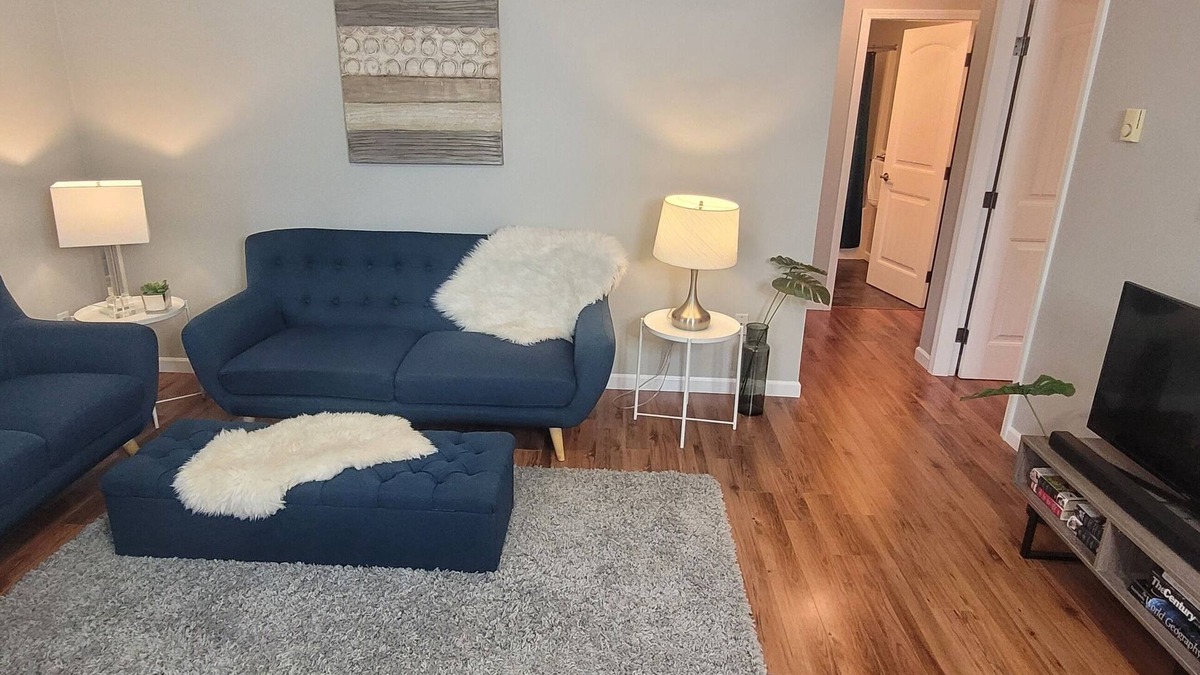 Regional District of Nanaimo House | Restful and Serene ♦ Quiet Neighborhood ♦ Washer/Dryer