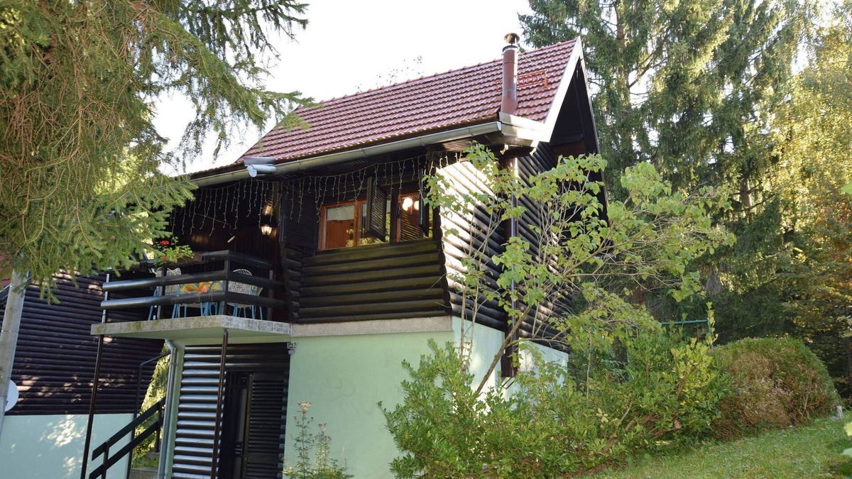 Vrbovsko House | Restful Holiday Home in Vrbovsko