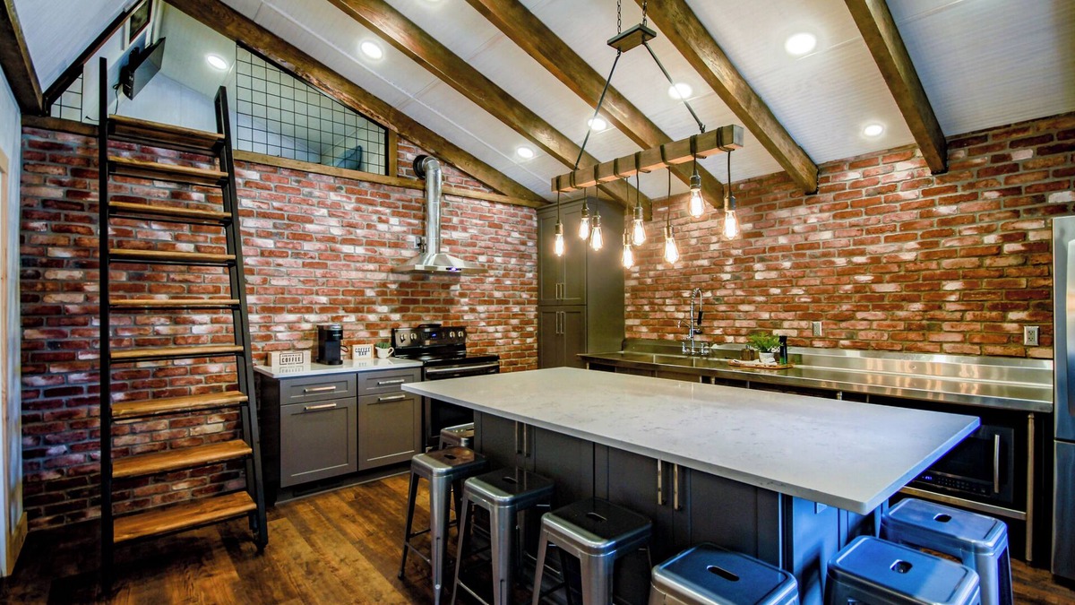 Greer Cottage | Restful & Peaceful Country Cottage with Quiet & Trendy Living - Pet Friendly!
