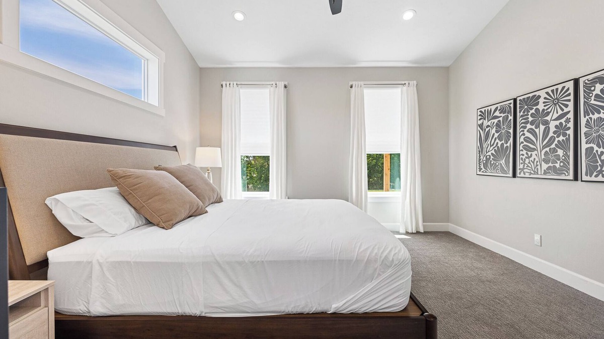 Tri-Cities House | Restful Retreatn
