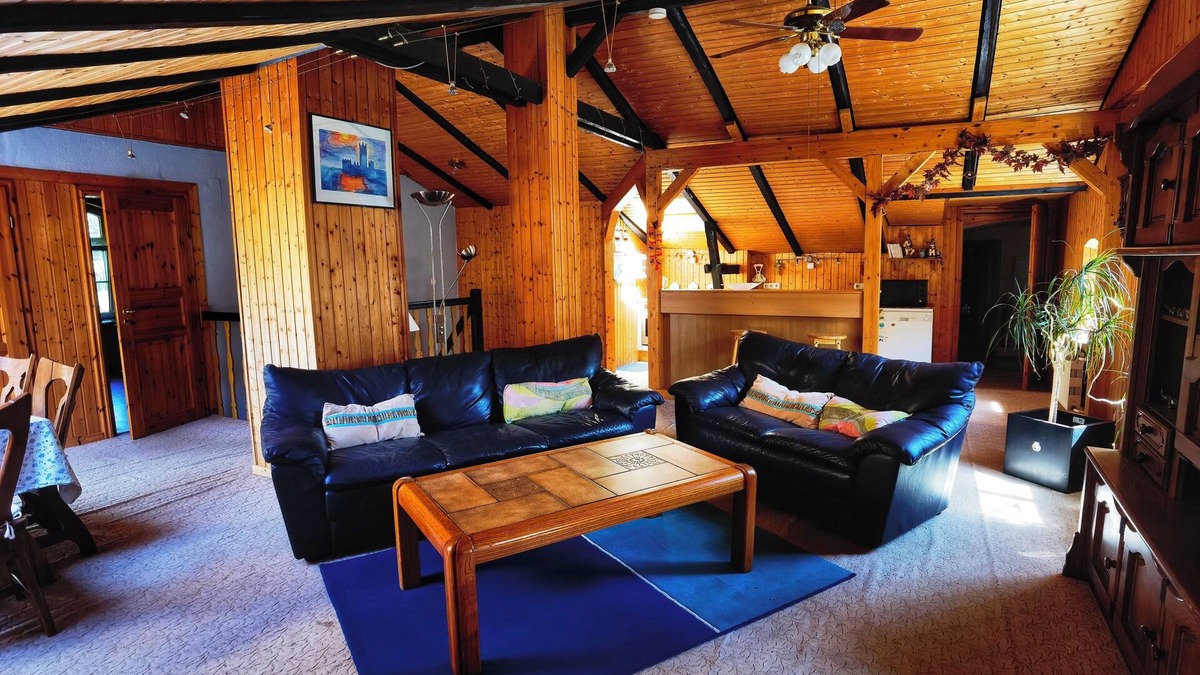 Tackesdorf House | Resthof to arrive and relax for everyone.