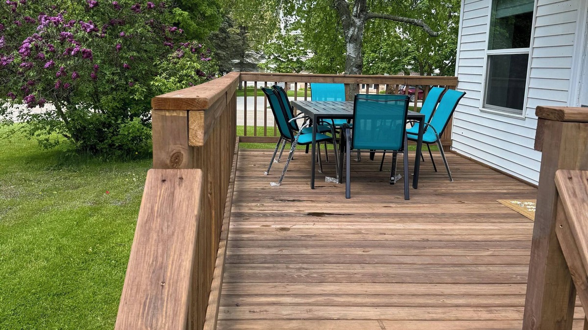 Suring Other | Restored farm house by amazing Kelly Lake and all of it's amenities!
