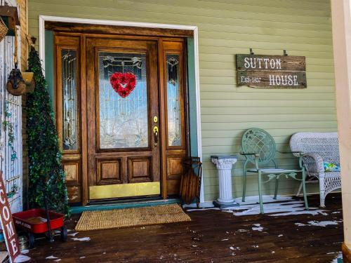 Edwardsburg House | Restored historic home near ND and Amish Country