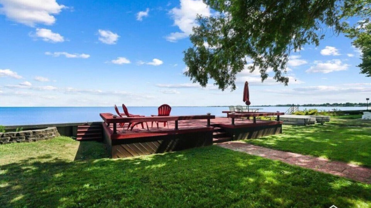 Ida Cabin | Restored historic log cabin and deck on Lake Erie