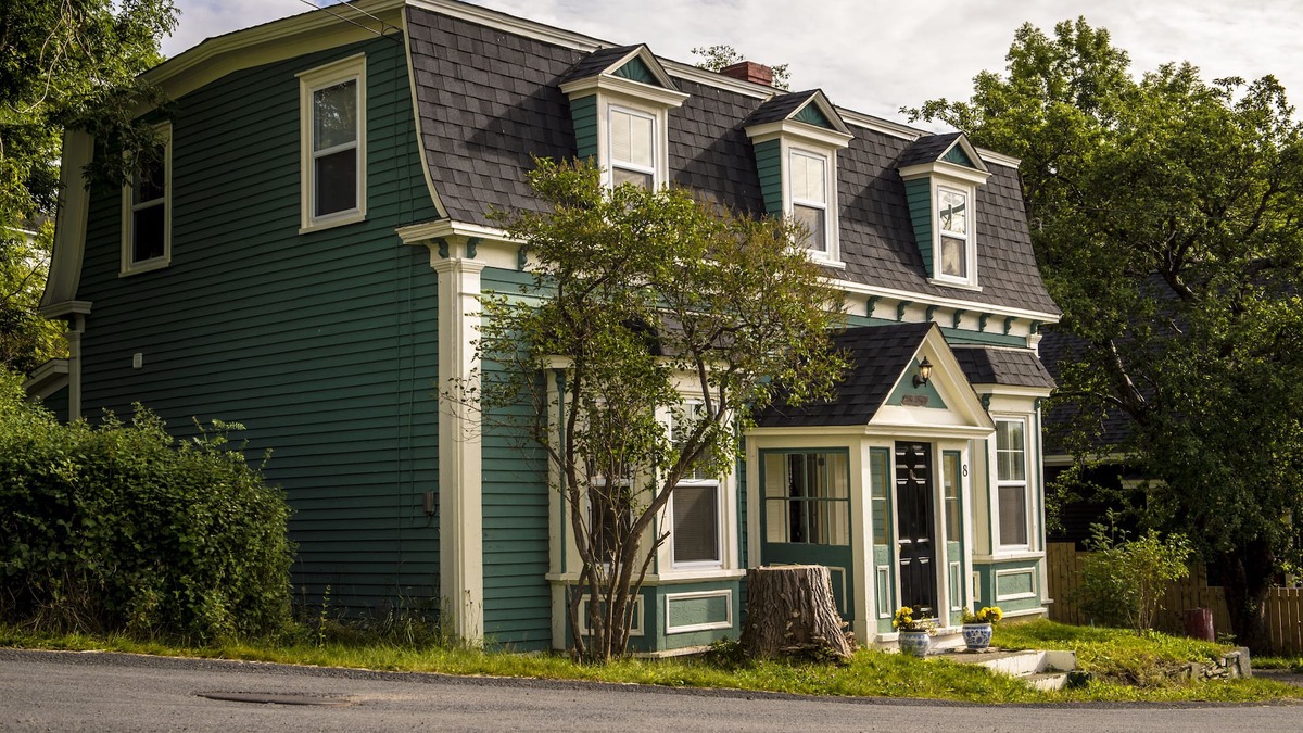 Brigus House | Restored home will wrap you in comfort and meet all your needs