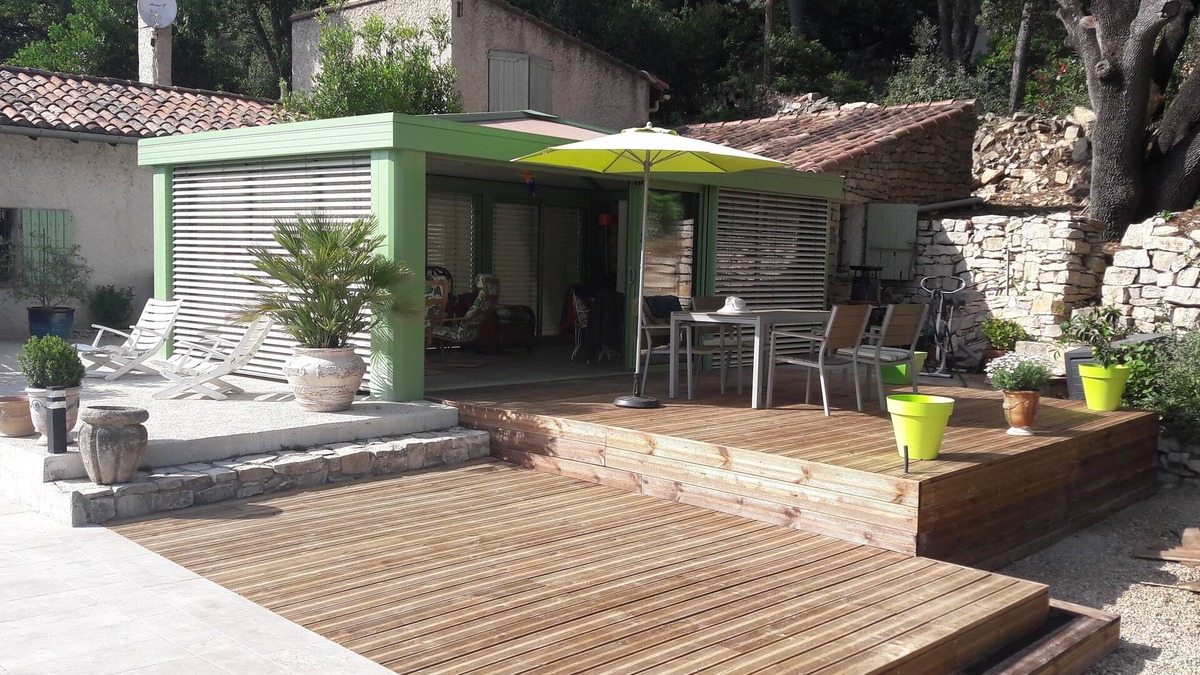 Les 3 Ponts House | Restored MASET 100m2 with swimming pool on 1ha of garrigue 10mn from town center