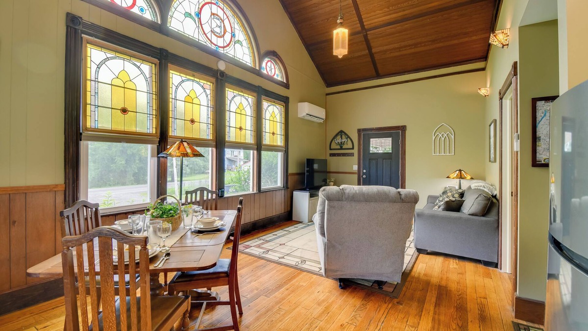 Ovid Apartment | Restored Ovid Church Near Cayuga Lake Wine Trail