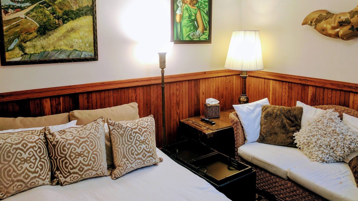 Russian Hill Bed & Breakfast | Restored Redwood Bedrooms Perfectly Located in Historic North Beach Home