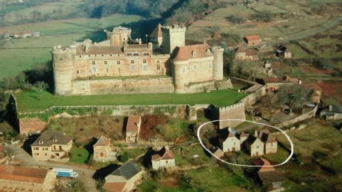 Prudhomat House | Restored slate house