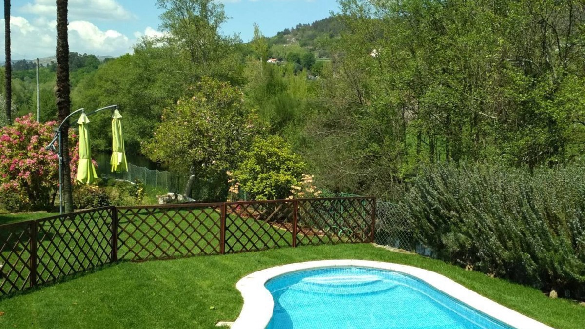 Cabeceiras de Basto Cottage | Retiro de Montanha Acolhedor. Ideal Para Famílias. Com Piscina!