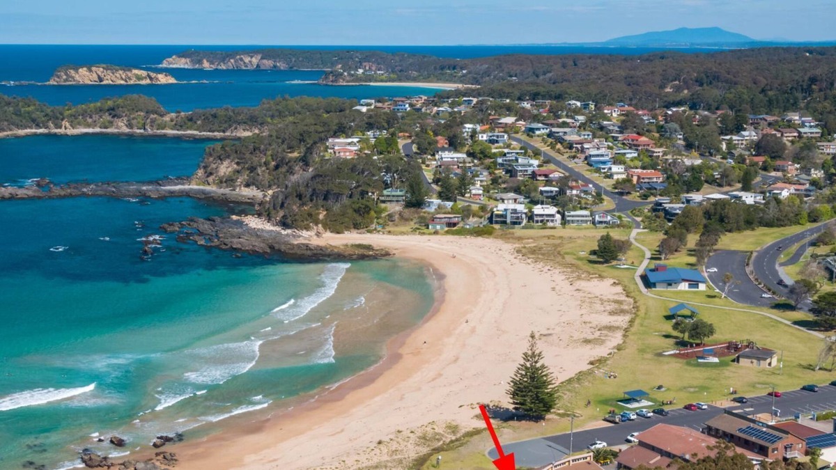 Malua Bay Apartment | Retreat Beside The Beach - Unit Five