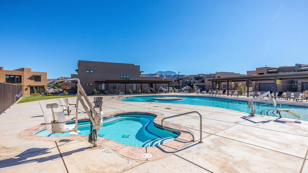 St. George Villa | Retreat On The Green