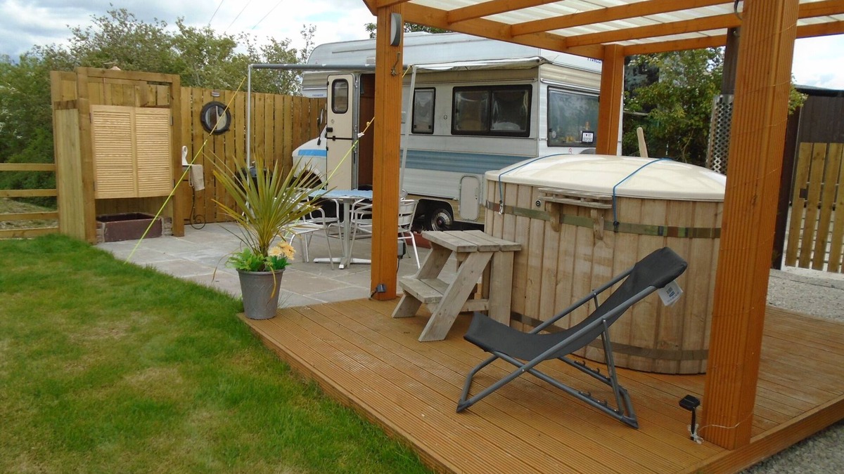 Ferrensby House | retro 70,s bedford camper with own hot tub , sauna and pool by reservation