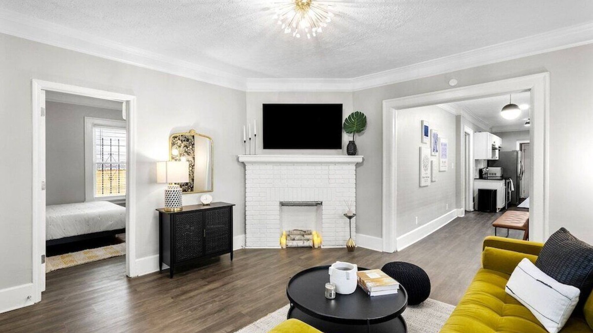 Peoplestown House | Retro Chic 3-Bdrm Bungalow Walkable to Summerhill