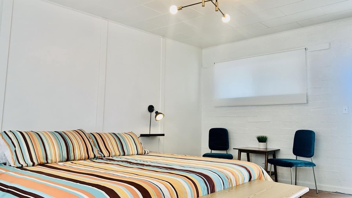 Panguitch Apartment | Retro Chic Bryce Canyon
