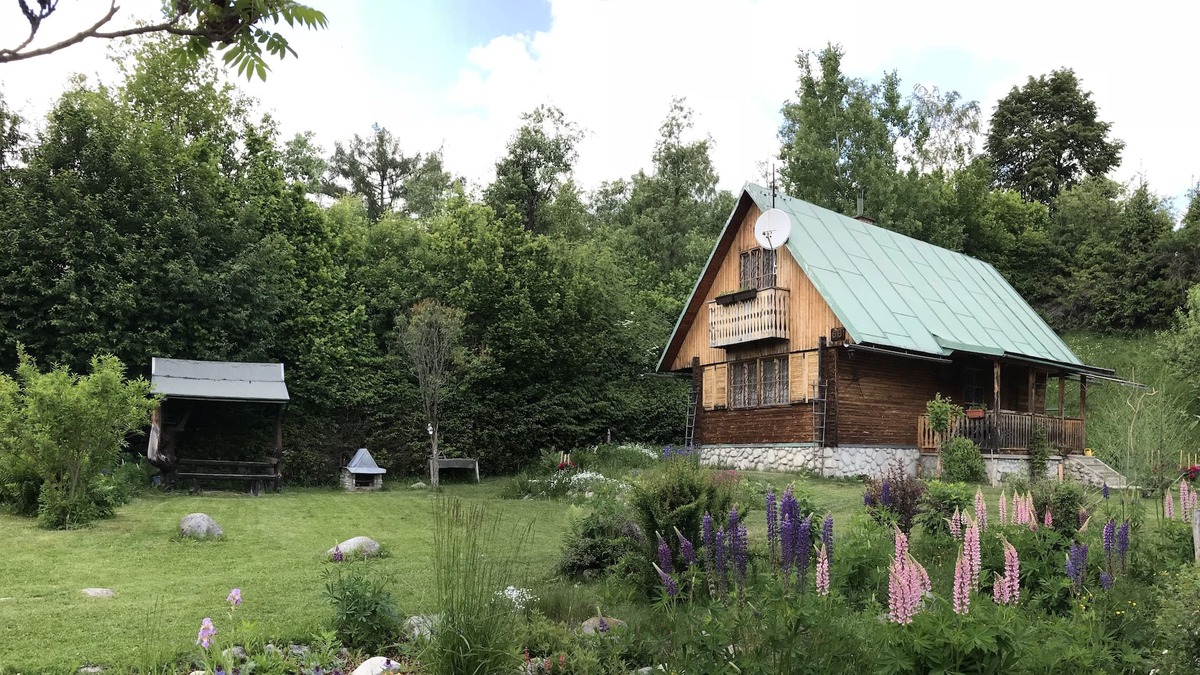 Stara Lesna Cottage | Retro Cottage in High Tatras