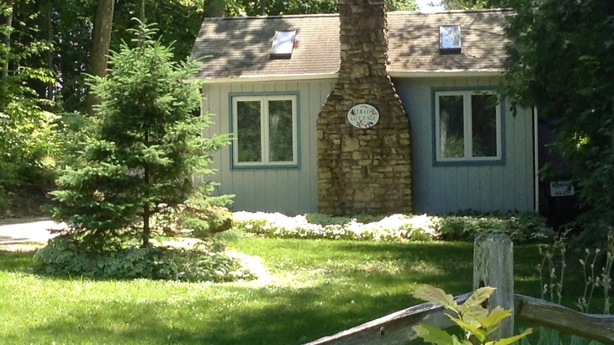 Fish Creek Cottage | Retro, Cozy Cottage - Peninsula St. Park, Family/Pet Friendly - OPEN year around