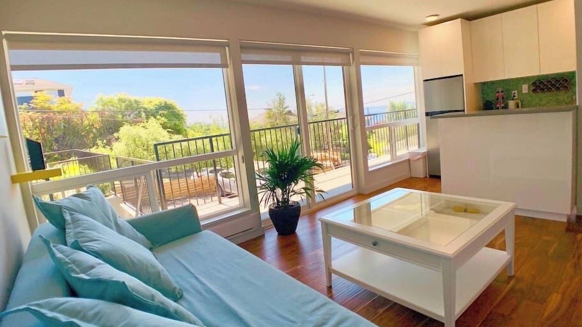 West Queen Anne Apartment | Retro meets Modern-Walkable & Mins to Attractions