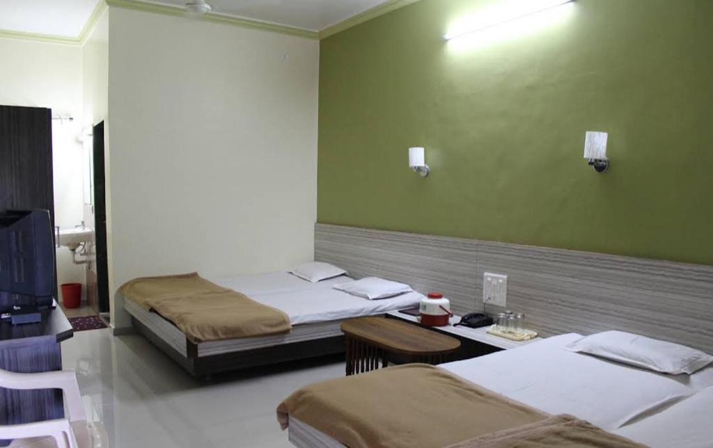Ambaji Hotel | Reva prbhu sdan