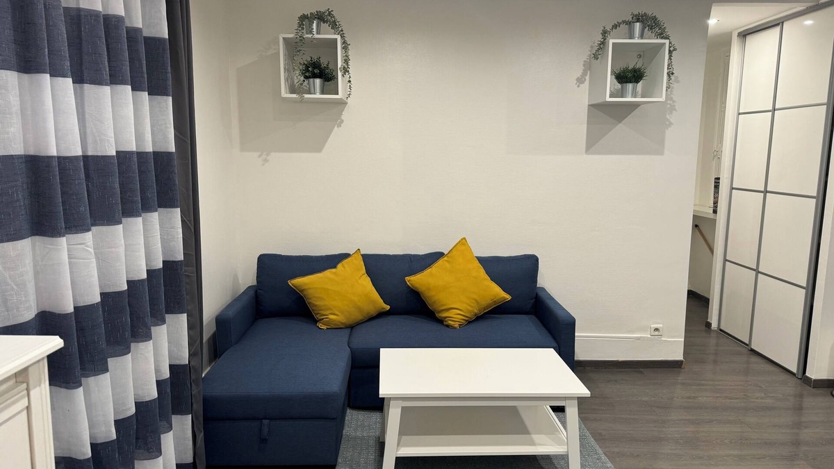 Cœur de Ville Apartment | Reve bleu cosi appart at Courbevoie near La defense