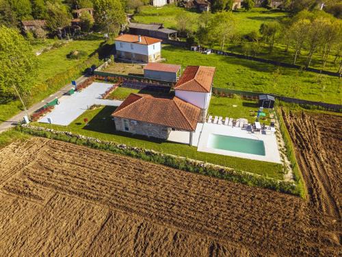 Palas de Rei House | Reverence Villas Carballal