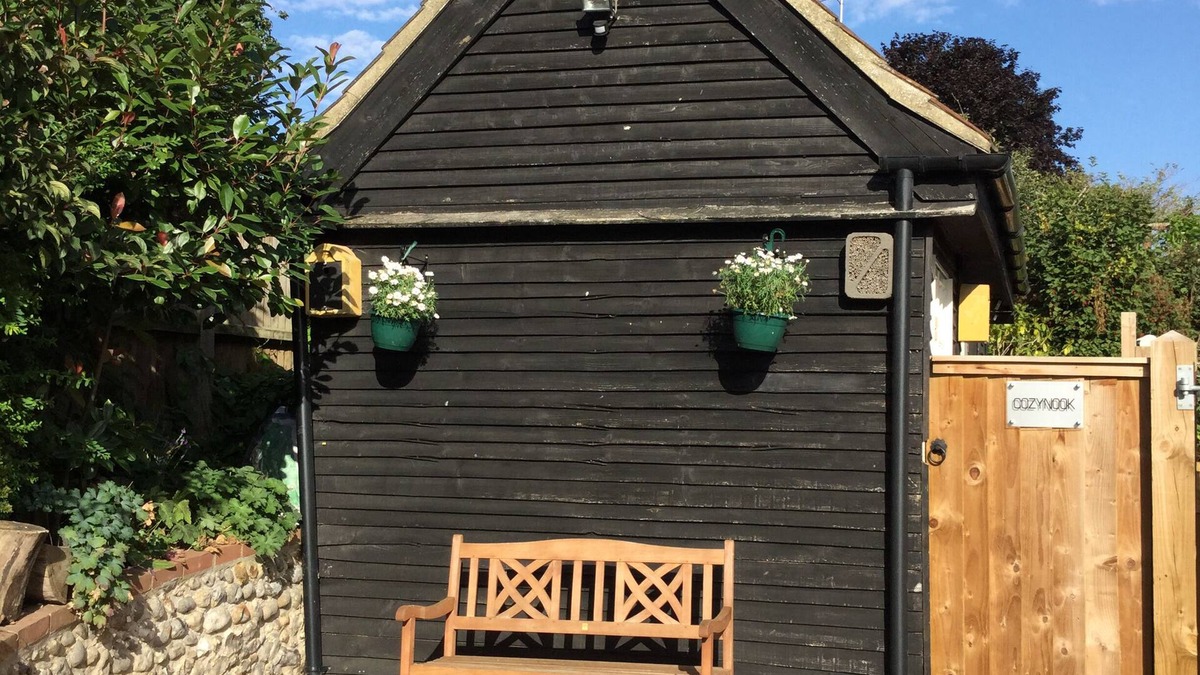 Itteringham Cabin | Review 30/07/25 Beautiful from start to end ,can’t wait to come again .👍Dogs