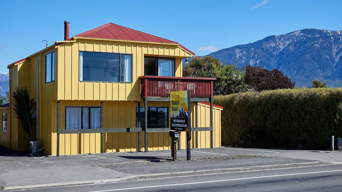 Kaikoura House | Revive House - Kaikoura Holiday Home