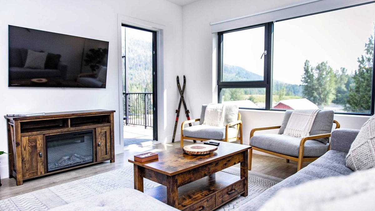 Revelstoke Condo | Revy's Stellar Retreat