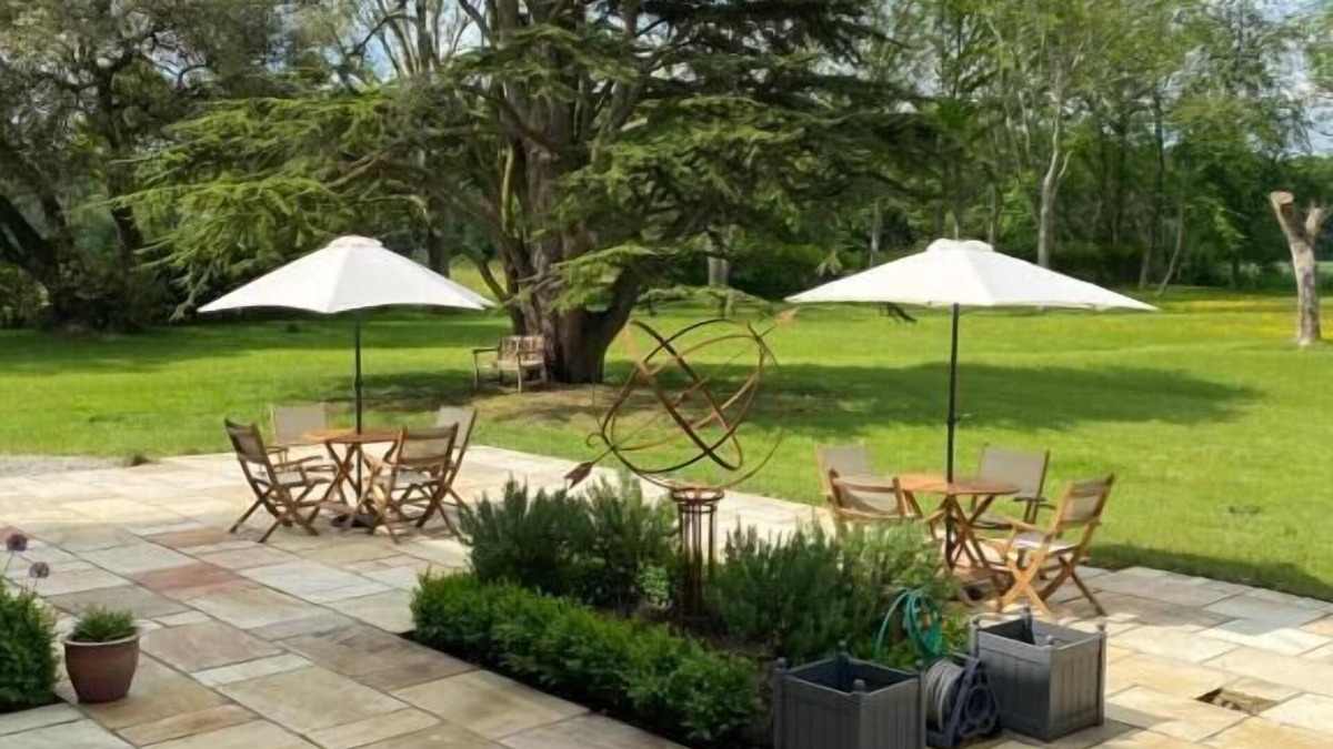 East Dereham Bed & Breakfast | Reymerston Hall