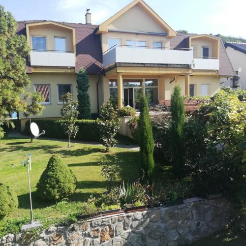 Devin House | Rezident consult s.r.o.