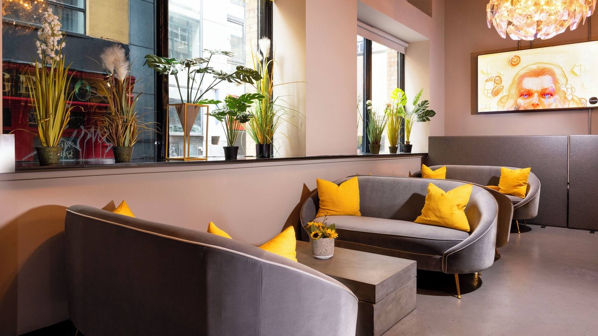 City Centre Dublin Hotel | REZz Temple Bar, Dublin