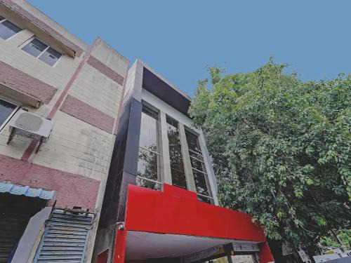 Royapettah Hotel | RG Suites Odin