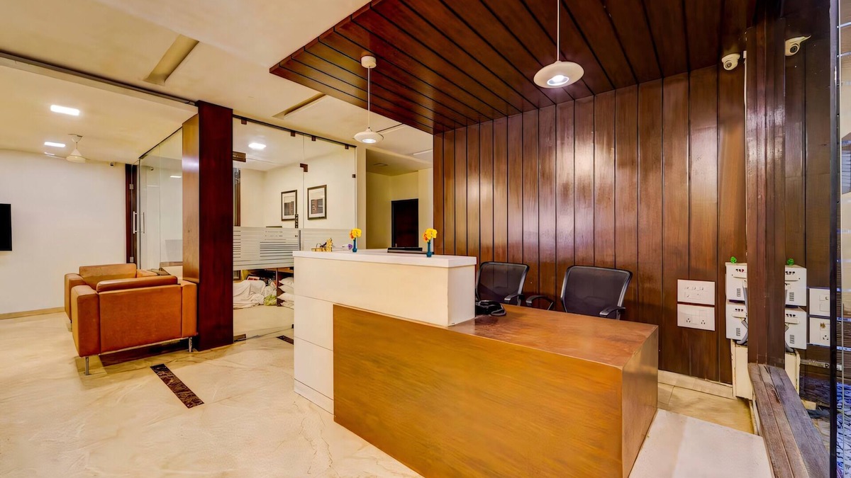 Royapettah Hotel | RG Suites Royapettah