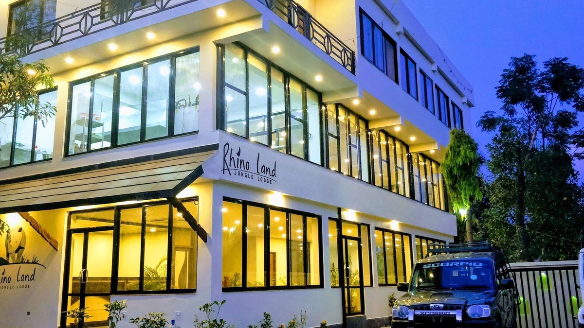 Sauraha Hotel | Rhino Land Jungle Lodge