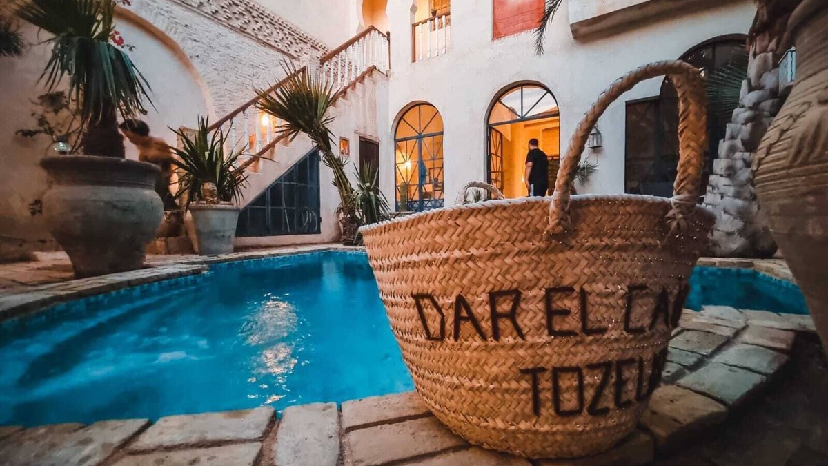 Tozeur House | Riad Dar El Caid. Palais Siecle XIVAt the heart of the city