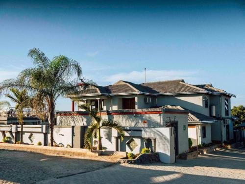 Thulamahashe Hotel | Rib's Boutique Hotel