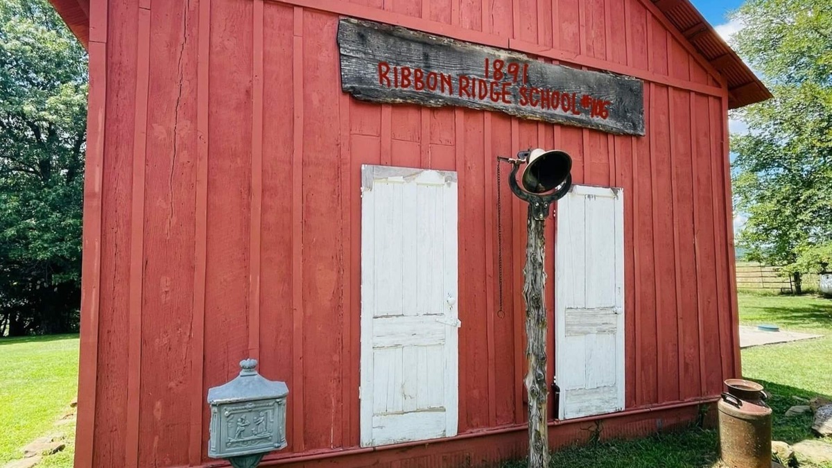 Huntsville Cottage | Ribbon Ridge Schoolhouse